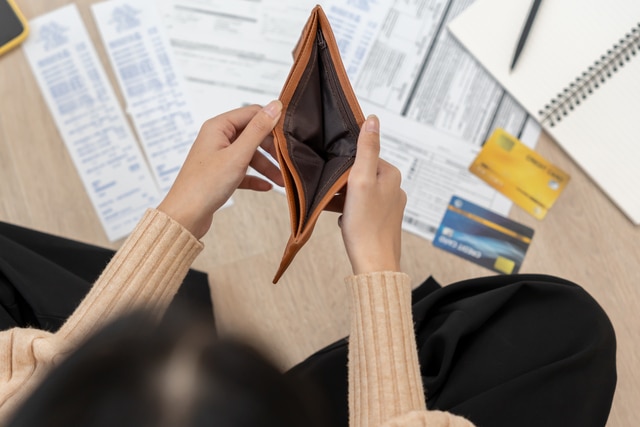 San Jose resident experiencing stress from debt seeking automatic stay protection